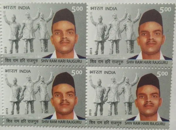 India_-_2013_-_Shiv_Ram_Hari_Rajguru_Personality,_Freedom_Fighter,_Revolutionist_(Block_Of_4_Stamp)_-_MNH_-_Pack_of_2