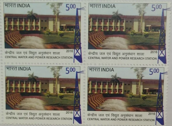 India_-_2016_-_Central_Water_and_Power_Research_Station_Water_Resources,_Hydraulic_Research,_Building,_Dam,_Power_Grid_Tower_(Block_of_4)_-_Stamp_-_MNH_-_Pack_of_2