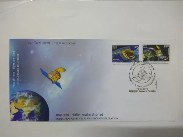 INDIA_-_FDC_-_2015_-_10_Apr_2015_France,_50_Year_Of_Space_Co-Operation_-_Pack_of_3