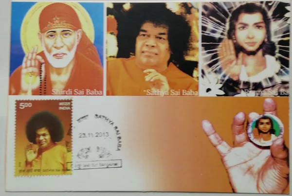 Sathya_Sai_Baba_Maximum_Card_-_Pack_of_3