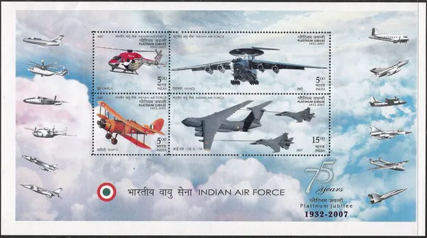 India_-_Indian_Air_Force_75_Years_2007_(Indian_Miniature_Sheets)_-_Stamp_-_MNH