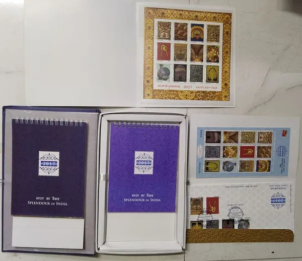 India_-_2017_-_Happy_New_Year_Presentation_Pack_-_Stamp_-_MNH