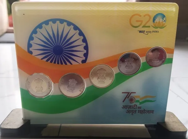 India_-_2023_-_Five_Coin_Akam_Series_Acrylic_Set_Mumbai_Mint_(Rs._1;;;_;_)