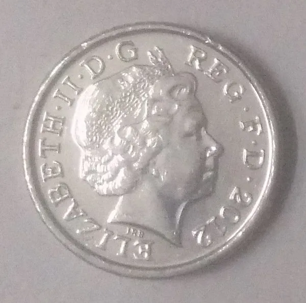 United_Kingdom_-_5_pence_Elizabeth_II_2012_UNC