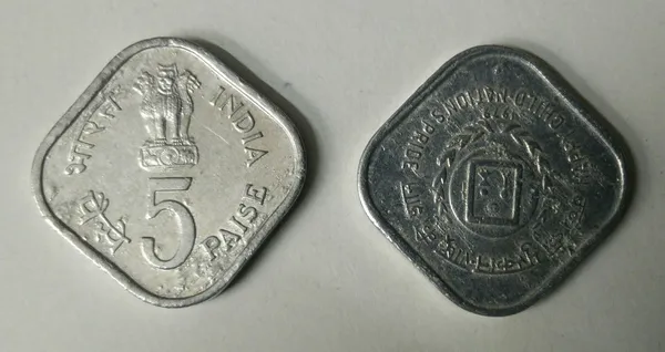 India_-_1979_-_5_Paise_-Happy_Child_-Nations_Pride_F.A.O_International_Year_of_Child_-1_No-_UNC_-_Pack_of_2