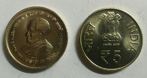 India_-_2012_-_5_Rupees-Motilal_Nehru-1_No-_UNC_-_Pack_of_2