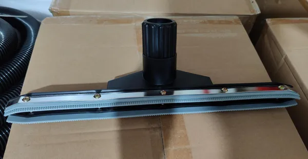 Black_And_Gray_Vacuum_Cleaner_Accessories_Wet_Tool_Water_Vacuuming_Head_38_MM_Dia
