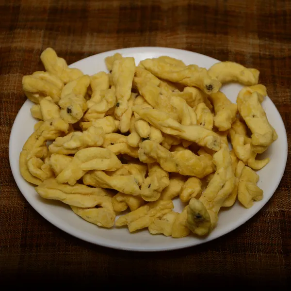 Vanela_Gathiya_Traditional_Gujarati_Gathiya_Snacks