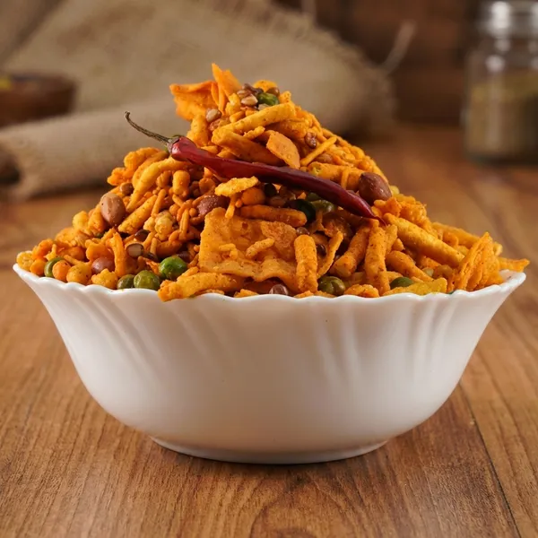 Spicy_Mix_Tikha_Namkeen_Snack_