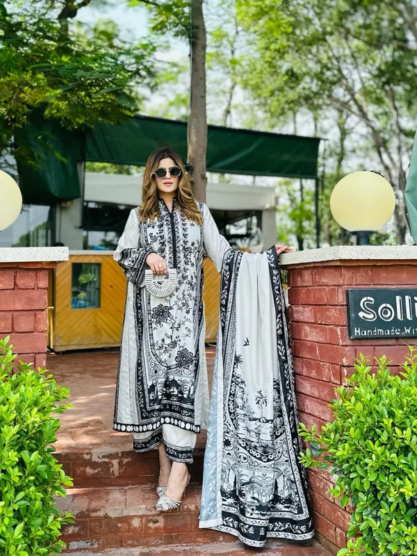 Elegant_Black_And_White_Lawn_Printed_Suit_Set_With_Dupatta_For_Women