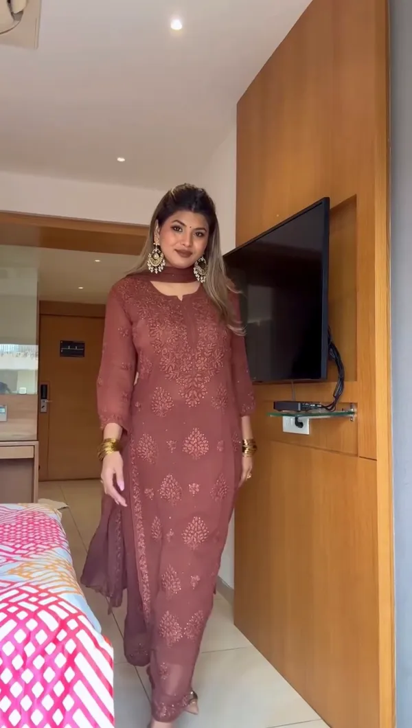Brown_Embroidered_Georgette_Salwar_Suit_Set_For_Women
