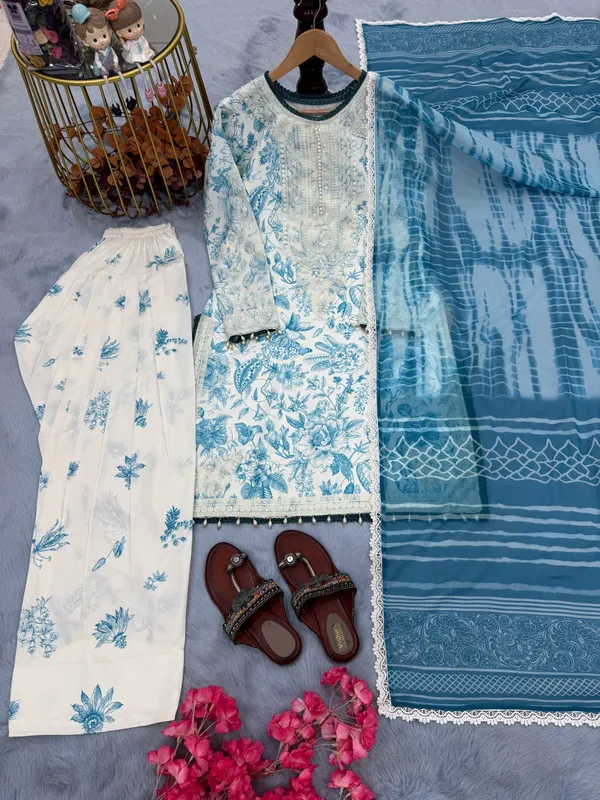 Blue_Floral_Printed_Kurta_Set_With_Dupatta_And_Ethnic_Pakistani_Style_Suit_For_Women