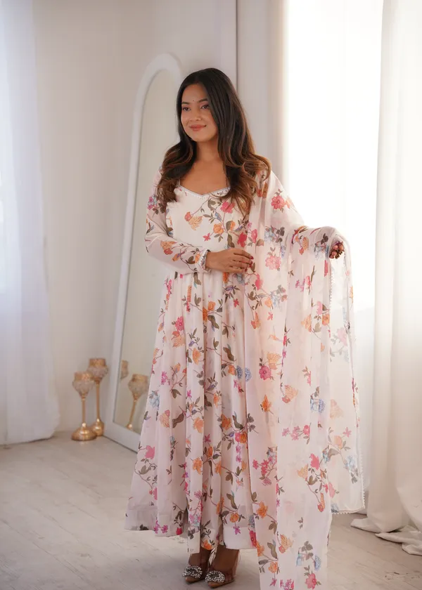 White_Floral_Print_Lehenga_Choli_Set_With_Dupatta_For_Women