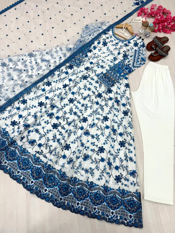 Women_Heavy_Embroidered_Faux_Georgette_Anarkali_Gown_Set_With_Organza_Dupatta