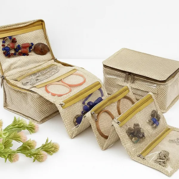 Beige_Premium_Non_Woven_Makeup_Pouch