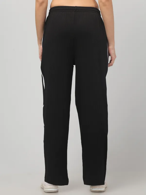 Black_Polyester_Track_Pants_For_Women