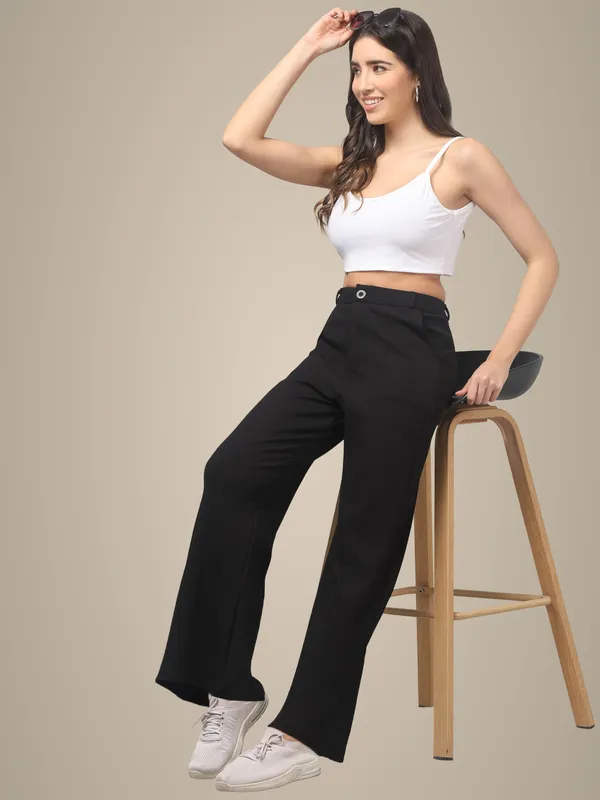 Black_Polyester_Trousers_For_Women