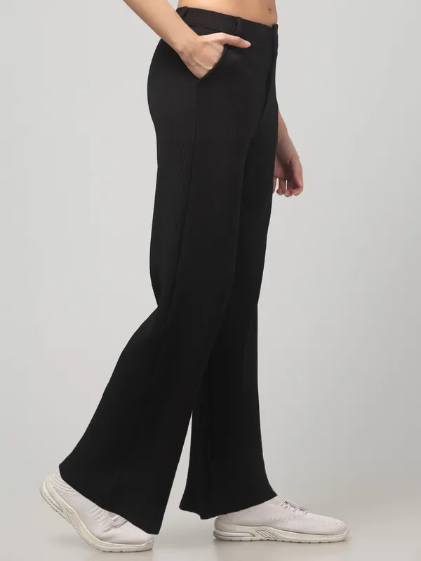 Black_Polyester_Trousers_For_Women