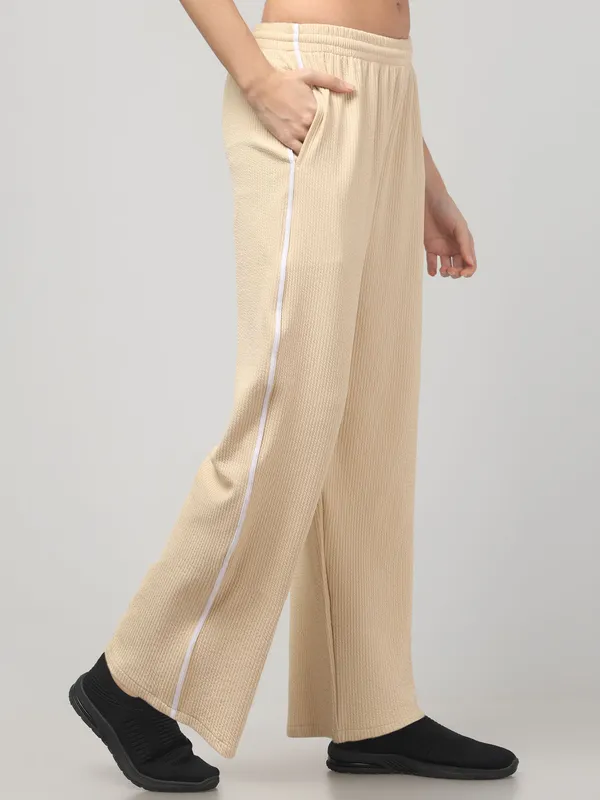 Brown_Polyester_Trousers_For_Women