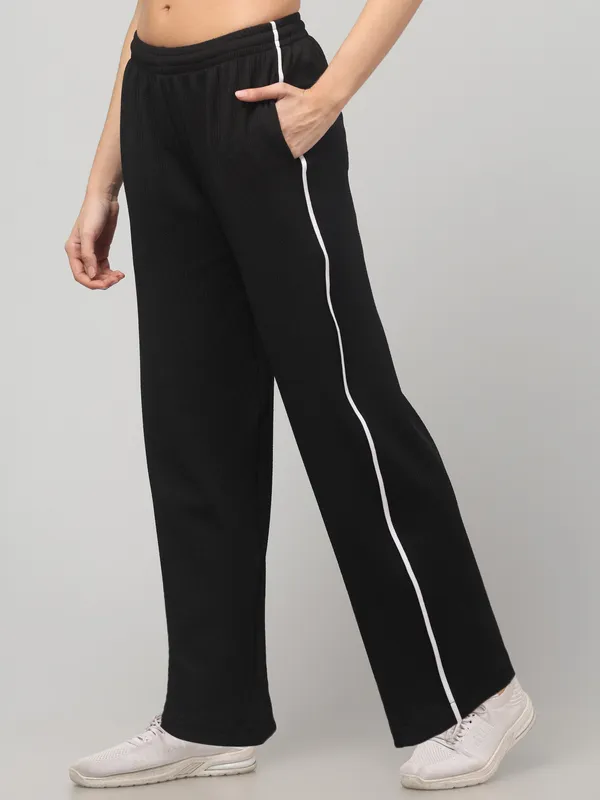 Black_Polyester_Track_Pants_For_Women