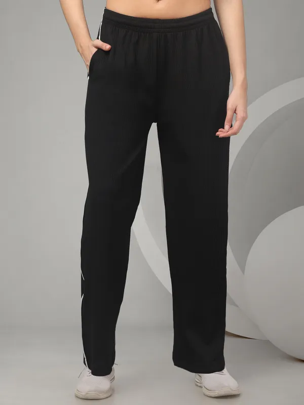 Black_Polyester_Track_Pants_For_Women