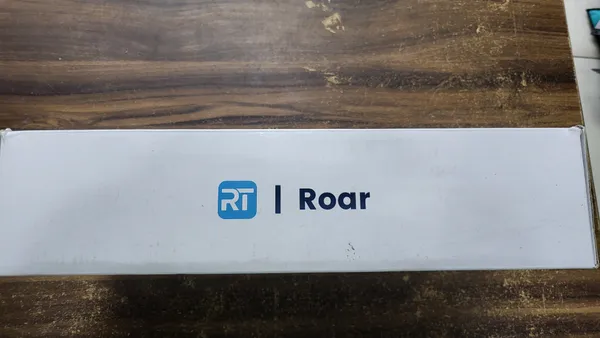 White_And_Sky_Blue_Rock_Tron_Roar_6.0_Inch_Premium_Power_Speaker_(650W)