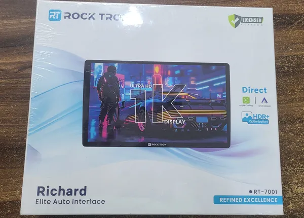 White_And_Sky_Blue_Rock_Tron_Richard_Elite_Rt-7001_9-Inch_Ultra_Hd_Android_Car_Stereo_Player_With_Gps