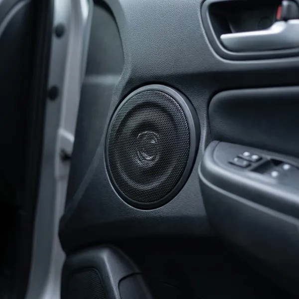 Black_And_Yellow_Axxess_4-Inch_2-Way_Coaxial_Car_Speakers_(280W_Max,_60W_Rms)