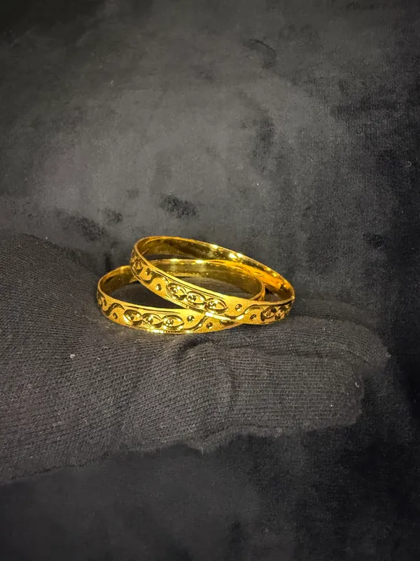 Traditional_Gold_Plated_Designer_Kada_Bangle_with_Intricate_Engraved_Pattern_For_Women
