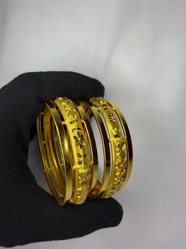 Set_of_2_Gold_Plated_with_Engraved_Floral_Design_Bangles__For_Women