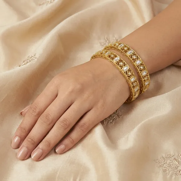 Yellow_Stone_Embellishments_Gold_Toned_Bangles_For_Women