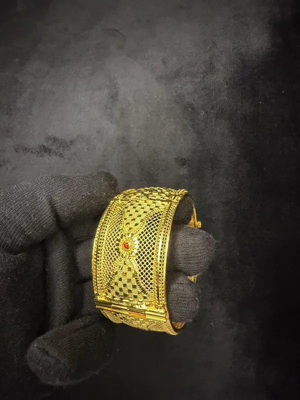 Traditional_Gold_Plated_Mesh_Design_Kada_with_Red_Stone_Accent_Bangle__For_Women