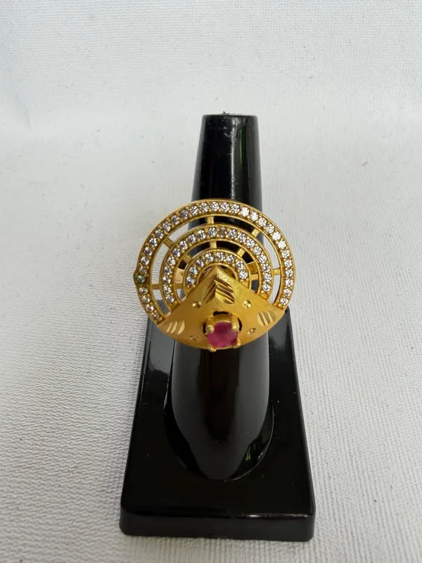 Golden_Circular_with_Pink_Stone_Ring_For_Women