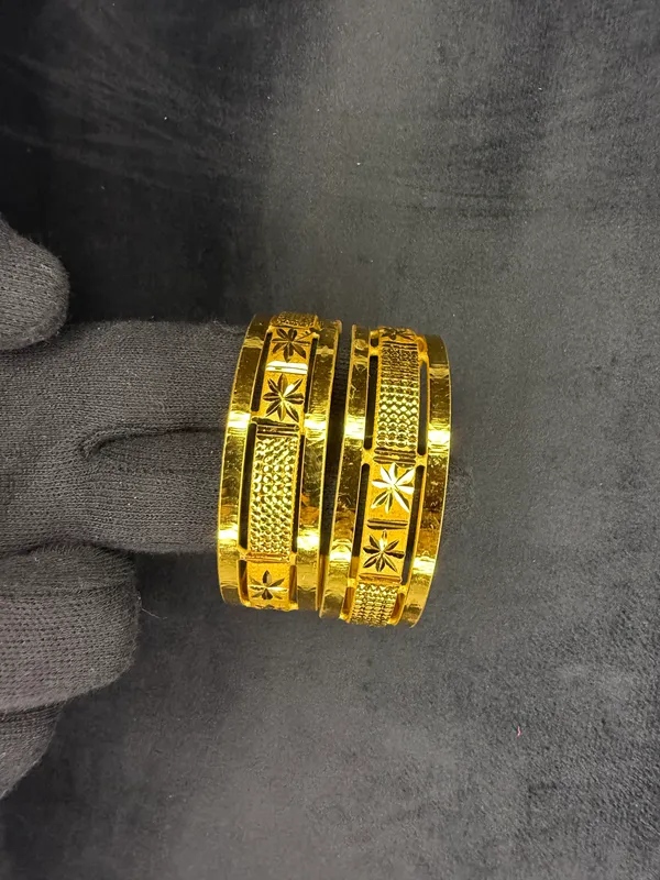 Traditional_Gold_Plated_Bangles_Set__For_Women