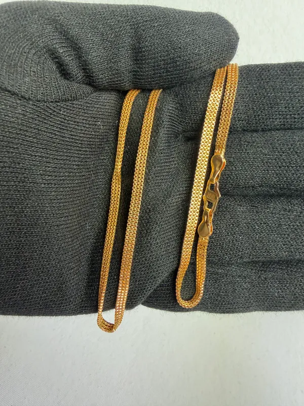 Gold_Toned_Flat_Snake_with_Lobster_Clasp_Chain_Necklace_For_Women