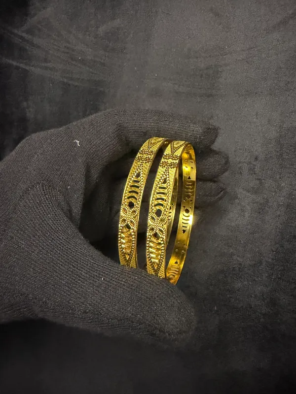 Gold_Plated_Designer_Bangles_Set_of_2_For_Women
