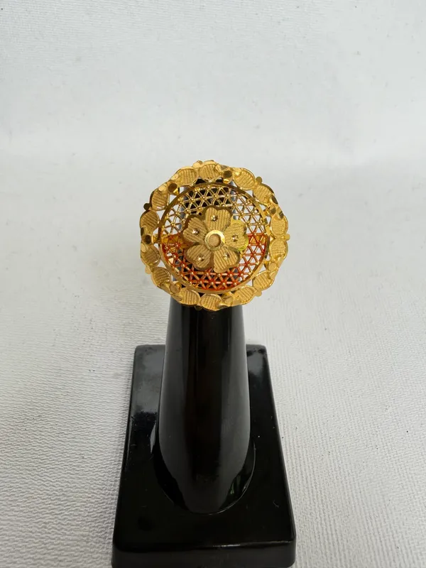 Gold_Toned_Filigree_Floral_Ring_For_Women