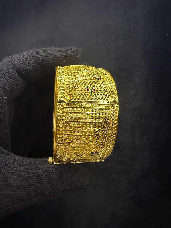 Traditional_Gold_Plated_Mesh_with_Peacock_Design_Bangle__For_Women