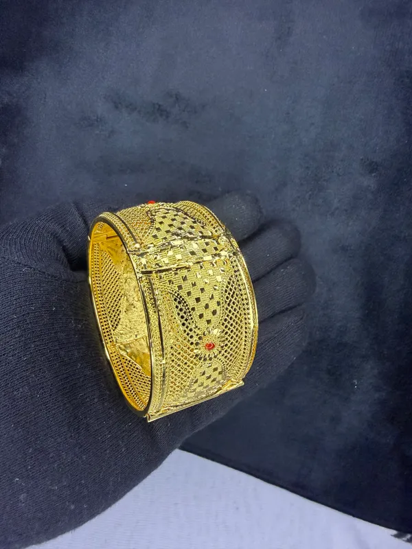 Traditional_Gold_Plated_Mesh_Design_Kada_with_Red_Stone_Accent_Bangle__For_Women
