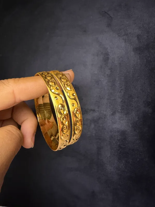 Traditional_Gold_Plated_Designer_Kada_Bangle_with_Intricate_Engraved_Pattern_For_Women