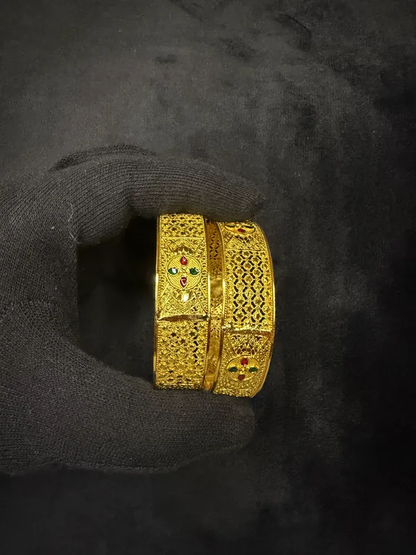 Traditional_Gold_Plated_with_Intricate_Filigree_Work_Bangle_Set__For_Women