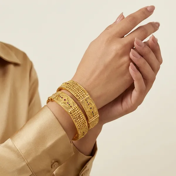 Traditional_Gold_Toned_with_Intricate_Design_Embossed_Bangle__For_Women