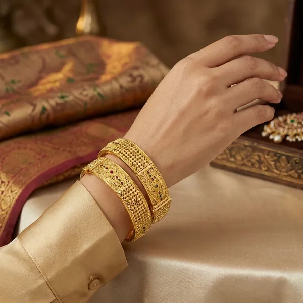 Traditional_Gold_Toned_with_Intricate_Design_Embossed_Bangle__For_Women