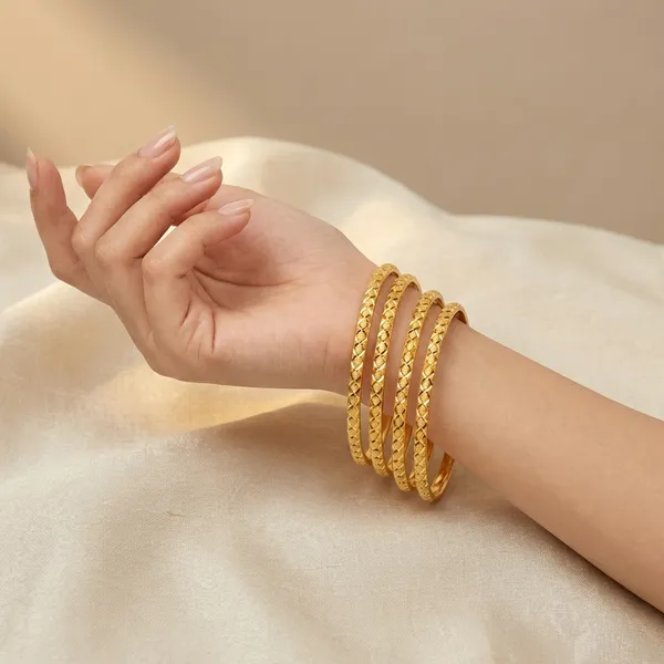 Gold_Toned_Textured_Bangles_For_Women
