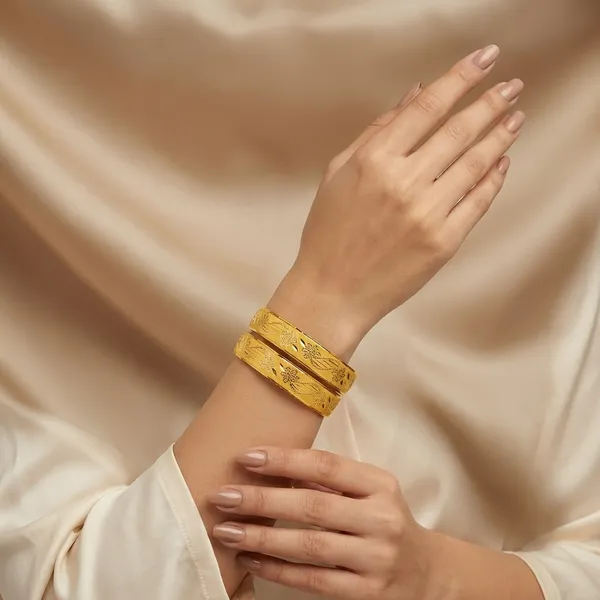 Gold_Plated_Phoenix_Carved_Bangles_For_Women