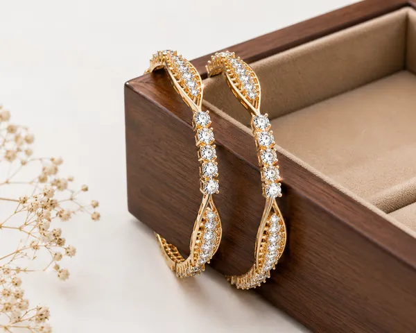 Celestia_Luxe_Leaf_Solitaire_Bangles