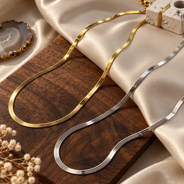 Dual-Tone_Luxe_Herringbone_Chain_Combo_–_Gold_&_Silver