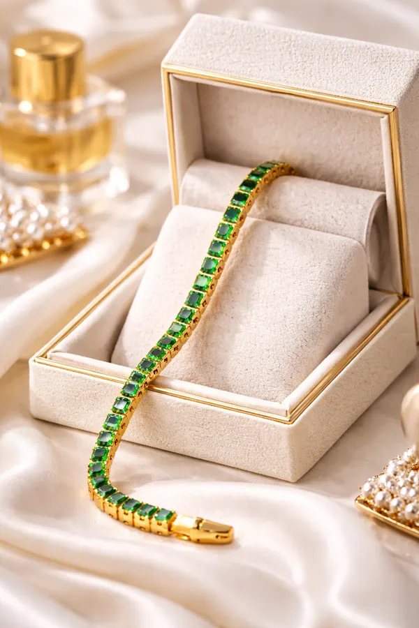 Emerald_Luxe_Tennis_Bracelet