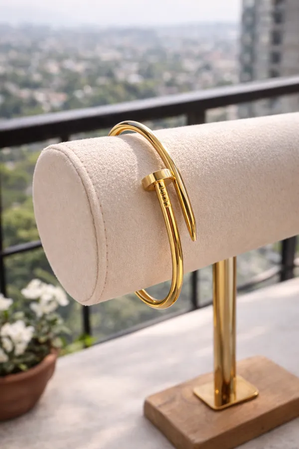 Nail_Cuff_Bracelet_For_Women