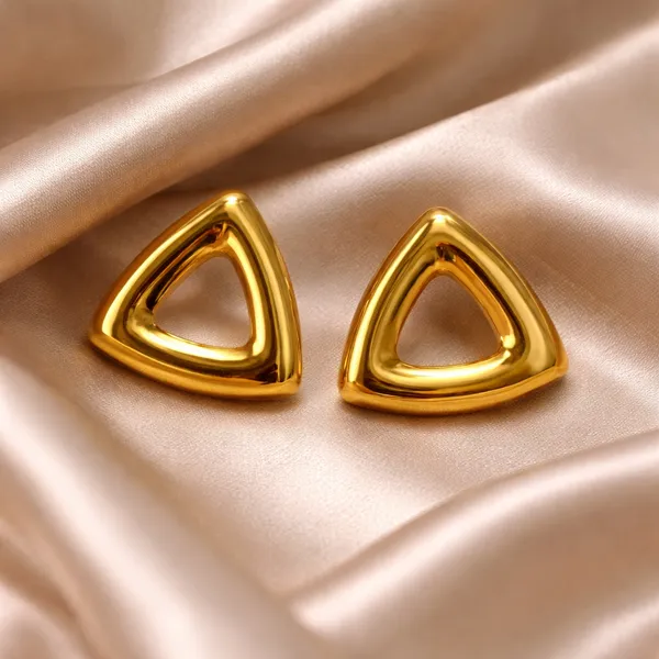 Nova_Triangle_Gold_Stud_Earrings_For_Women